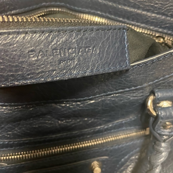 Balenciaga City Bag Medium shoulder strap & handles - Picture 8 of 16